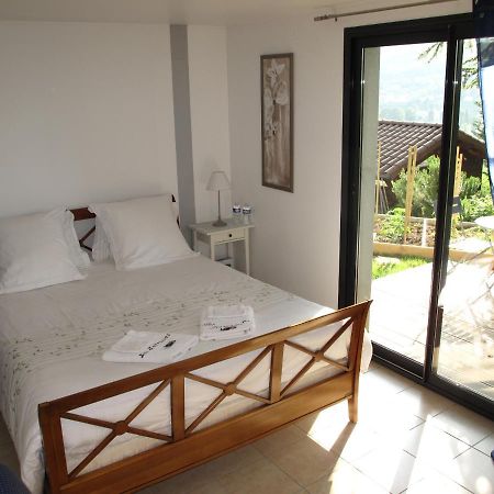Bed and Breakfast Les Terrasses De Rochetaillee Exteriér fotografie