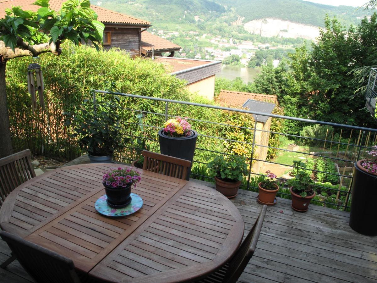 Bed and Breakfast Les Terrasses De Rochetaillee Exteriér fotografie